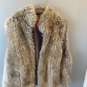 ELLE Gray Faux Fur Vest with Plush Collar